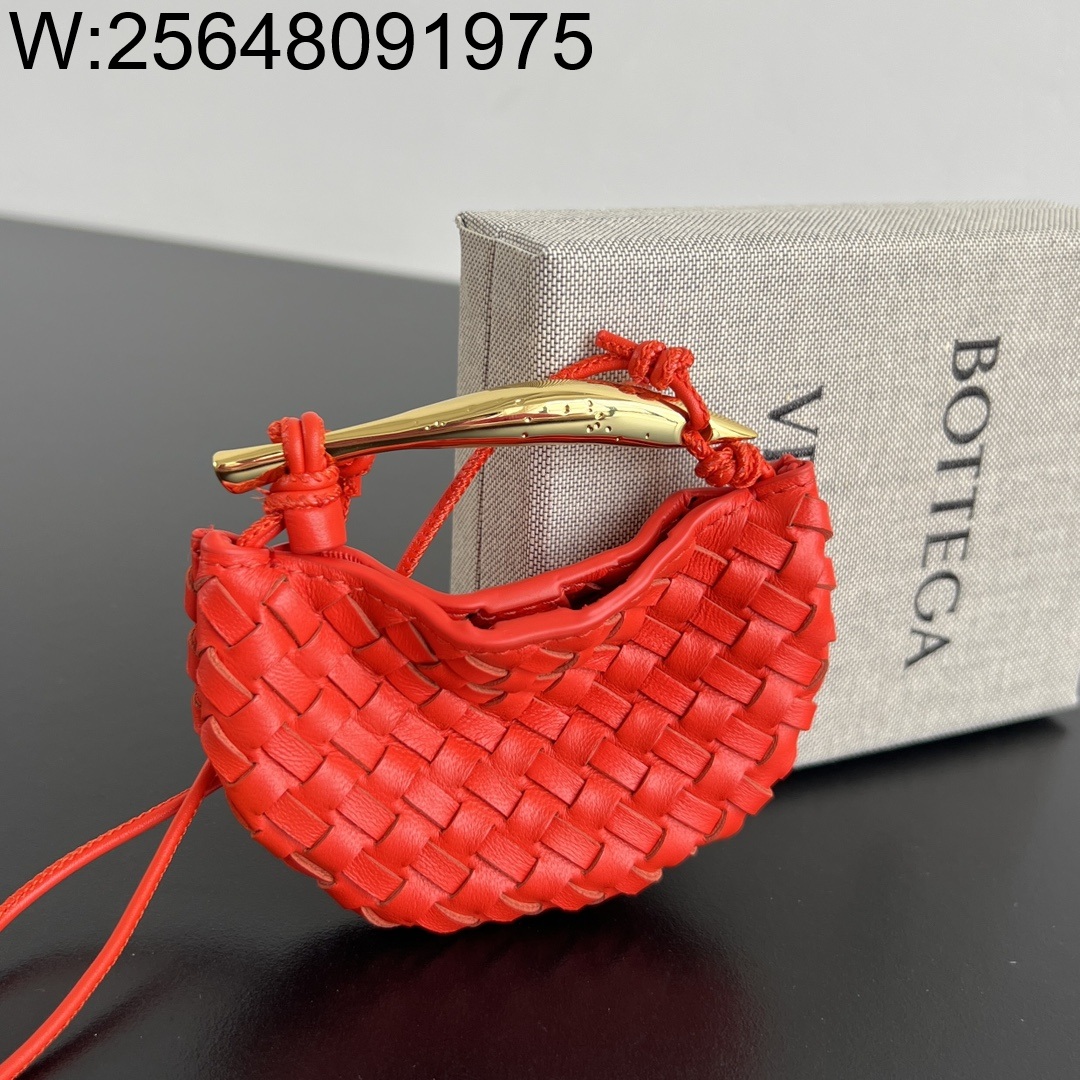 징 팩토리 보테가베네타 미니어처 사르딘 백 참 836834 10*7*1.5cm 레드