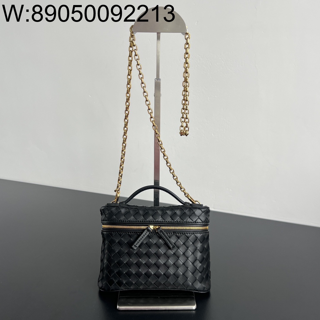 징 팩토리 보테가베네타 스몰 소프트 베니티 블랙 843800 19*14*3cm