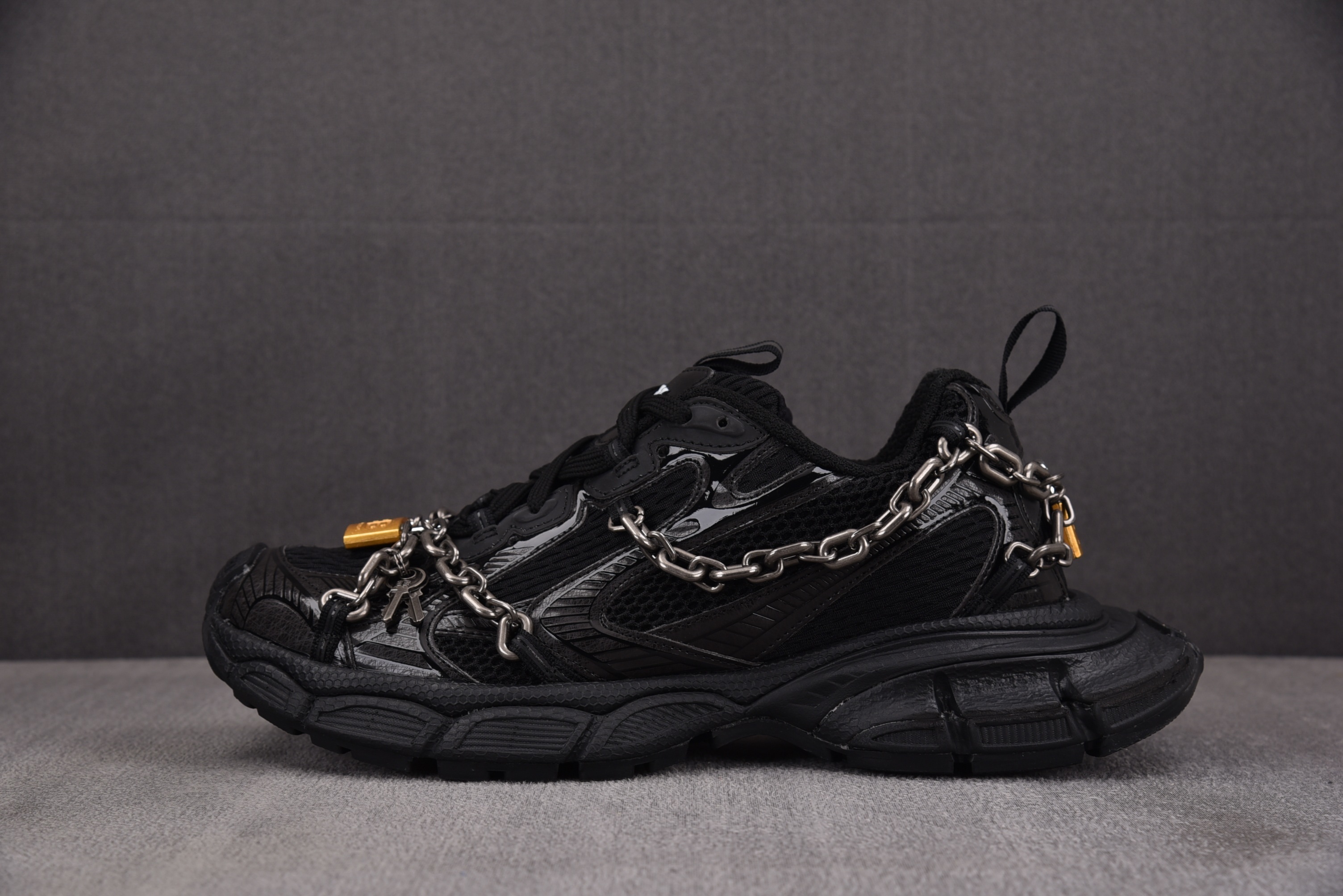 【I8】발렌시아가 3XL 체인 블랙