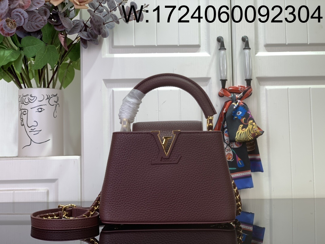 [88factory] 루이비통 카퓌신 미니 M25893 21*13.6*8cm 와인