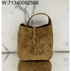 Pomegrante 생로랑 그레인 가죽 소재의 유영한 LE 5 A 7 베이비백 809461 15*7*16cm 브라운 스웨이드