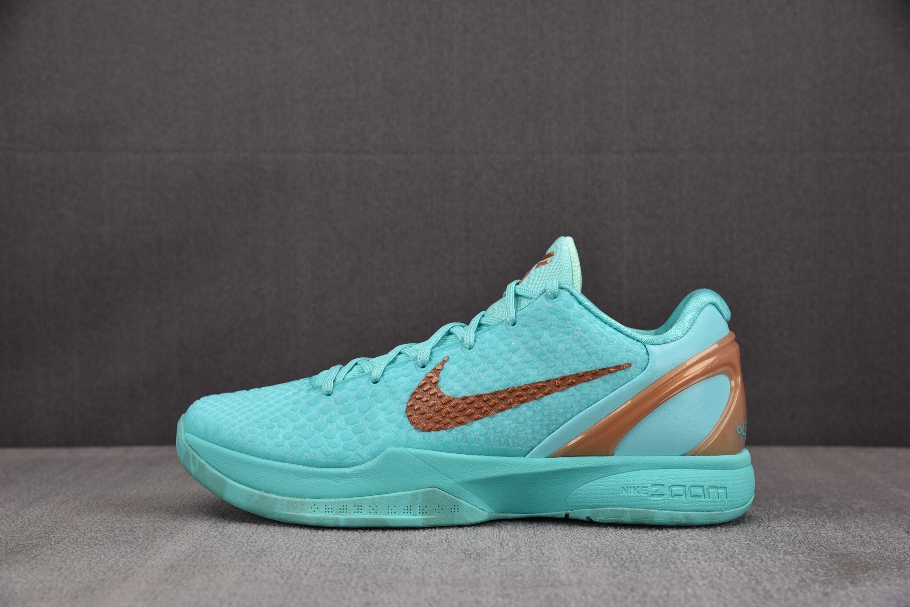 【S2】나이키 코비 6 프로토  제일런 브런슨 자유의 여신상  IQ5774-300