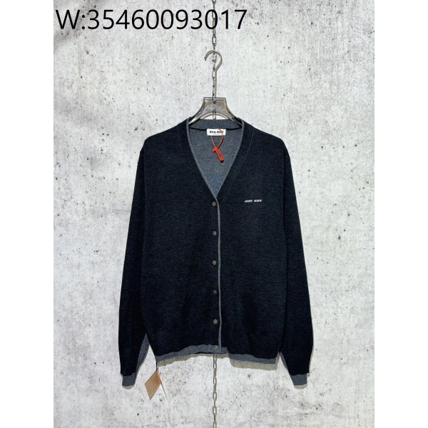 [사슬공장] 미우미우 모노그램 페이크 레이어링 가디건 다크 그레이