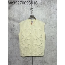 [사슬공장] 로에베 SS25 점보 로고 양털 민소매 화이트