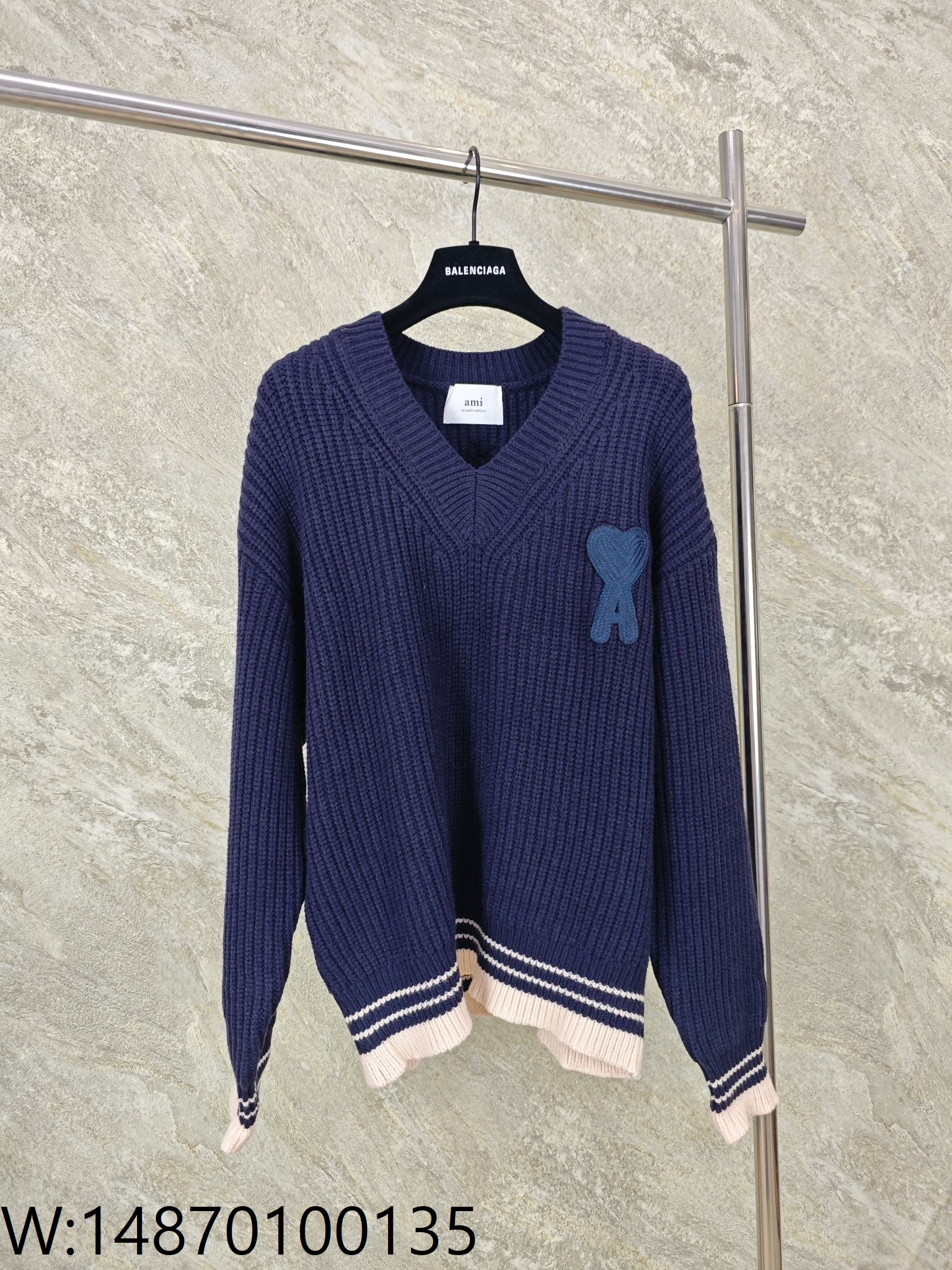 GTR공장 아미 점보 로고 배색 자카드 V넥 니트 네이비