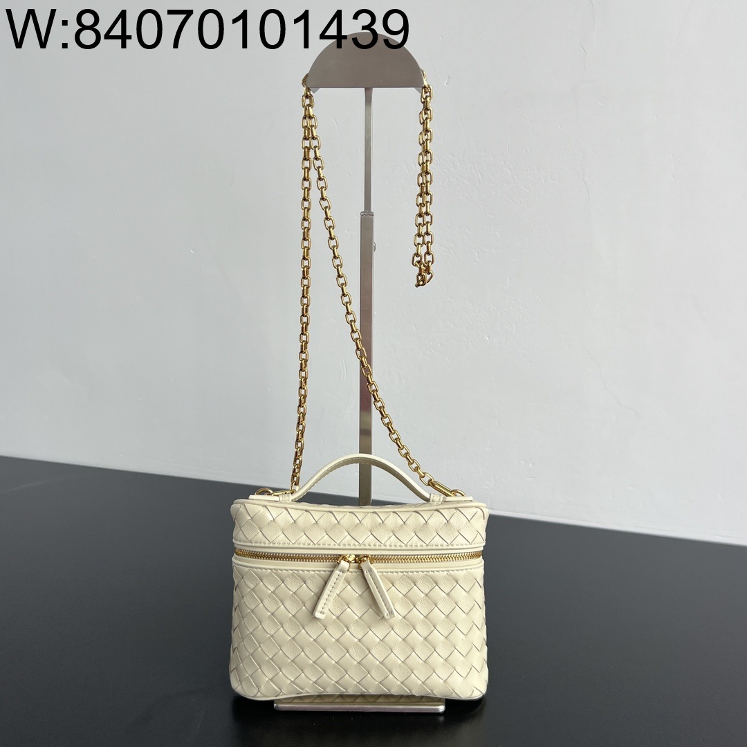 징 팩토리 보테가베네타 스몰 소프트 베니티 아이보리 843800 19*14*3cm