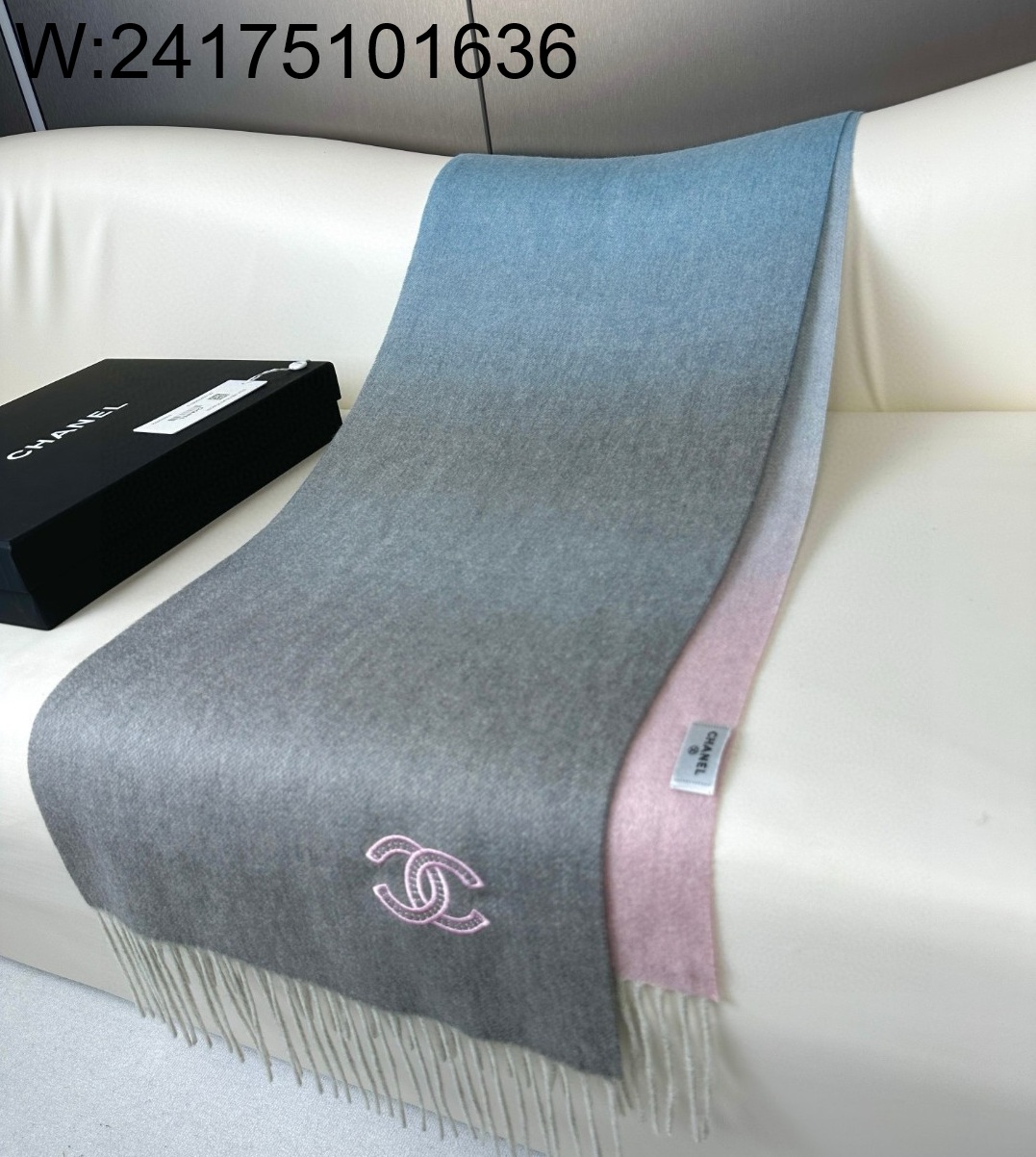 AGG 샤넬 CC로고 자수 캐시미어 양색 스카프 라이트 퍼플 210*36cm