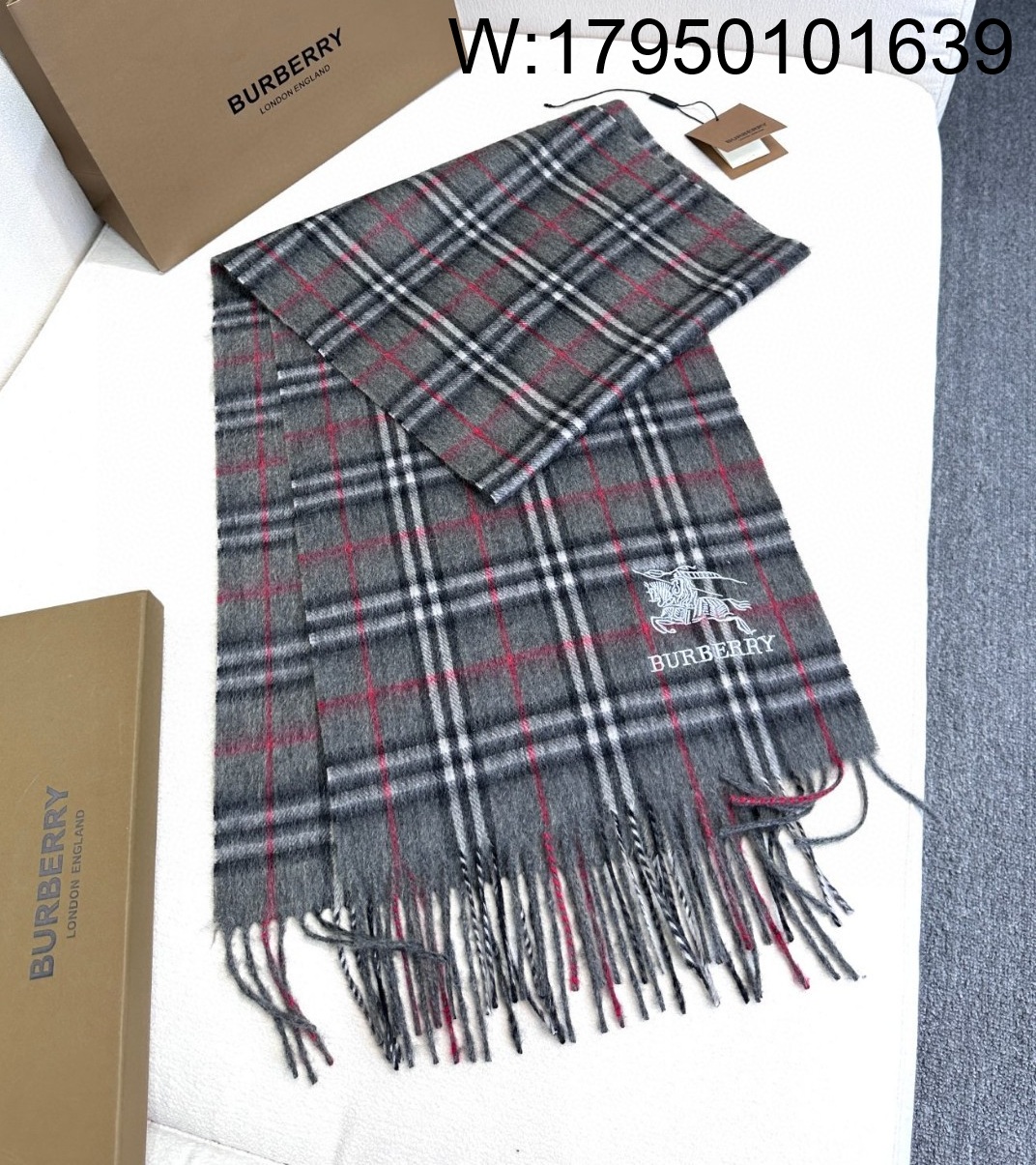 AGG 버버리 승마 자수 캐시미어 체크 스카프 다크 그레이 32*192cm