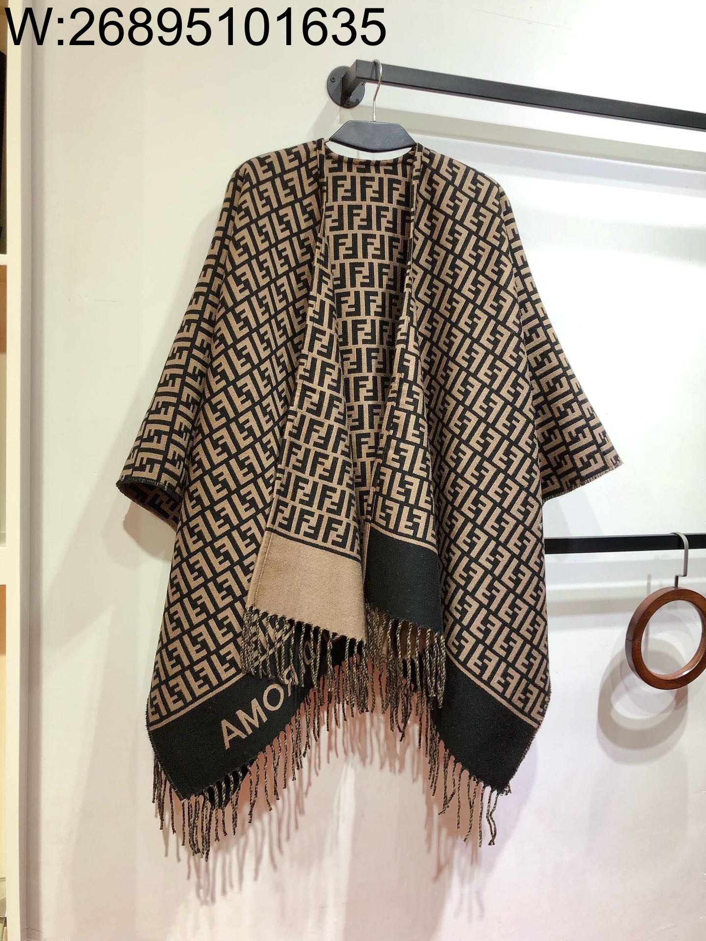 AGG 펜디 올 오버 FF로고 자카드 혼방 케이프 브라운 145*155cm