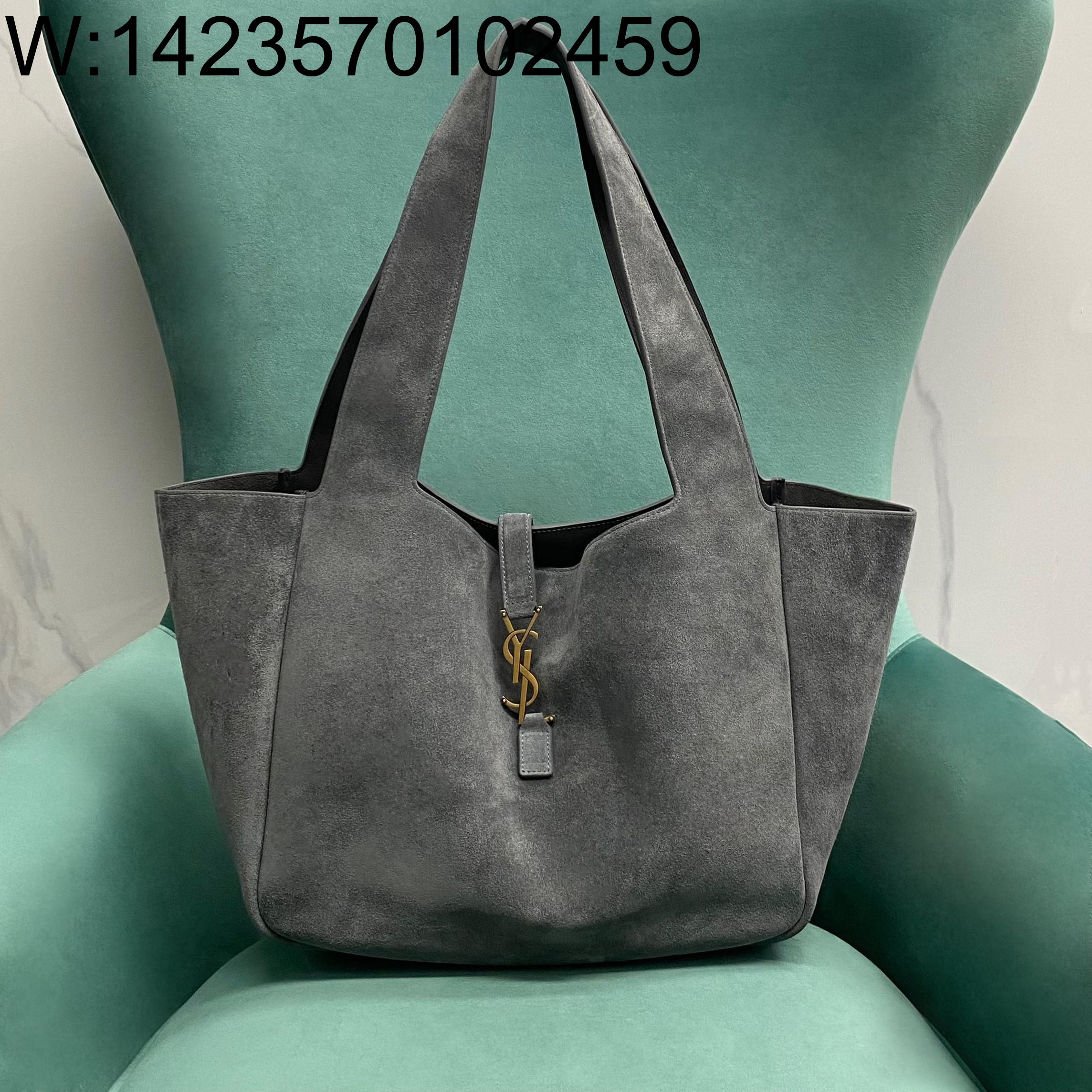 Pomegrante 생로랑 스웨이드 소재의 LE 5 A 7 BEA 763435 50*28*18cm 그레이