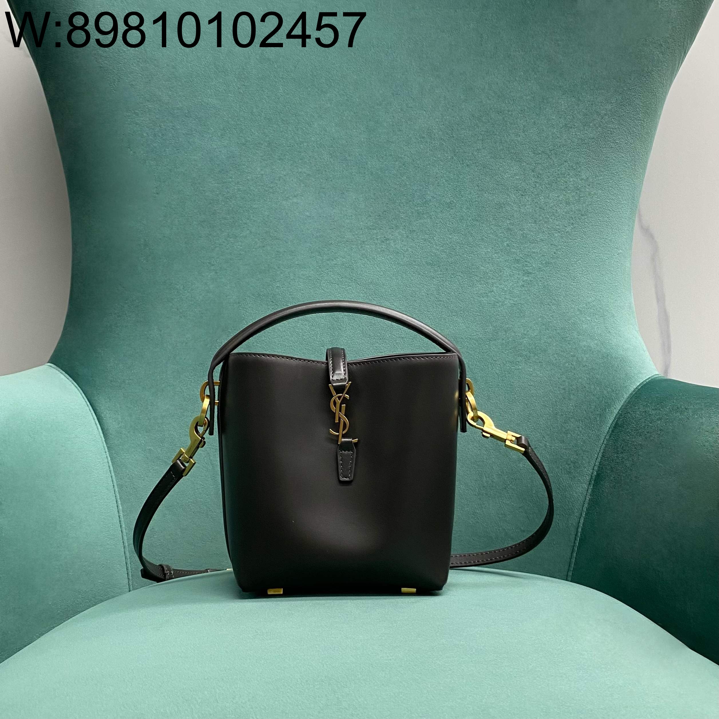 Pomegrante 생로랑 유광 가죽 소재의 LE 37 미니백 765870 15*6*13cm 블랙