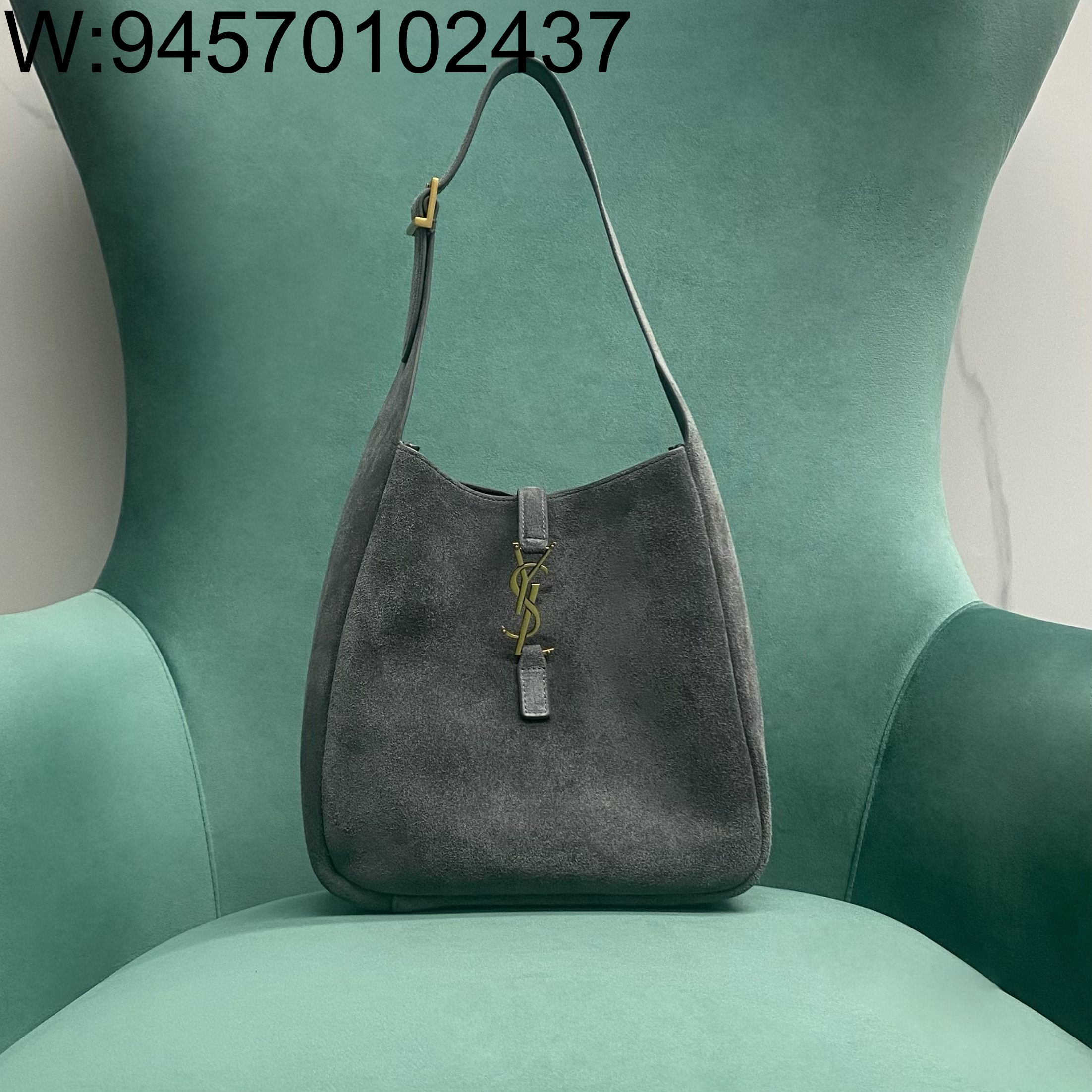 Pomegrante 생로랑 스웨이드 소재의 LE 5 A 7 소프트 스몰백 713938 22*9.5*21.5cm 그레이