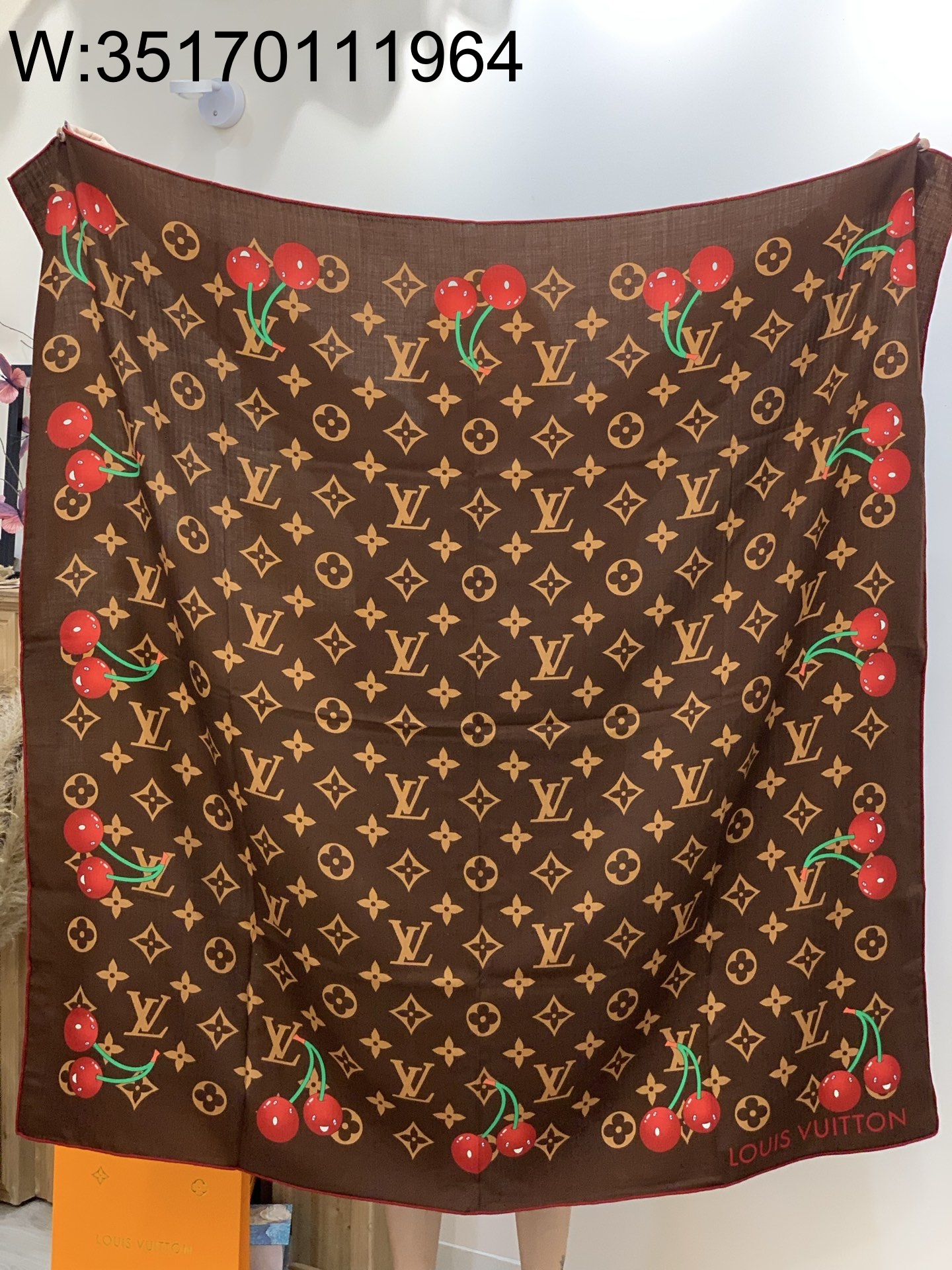 AGG 루이비통 X TM 세리즈 모노그램 스퀘어 스카프 140*140cm 캐시미어