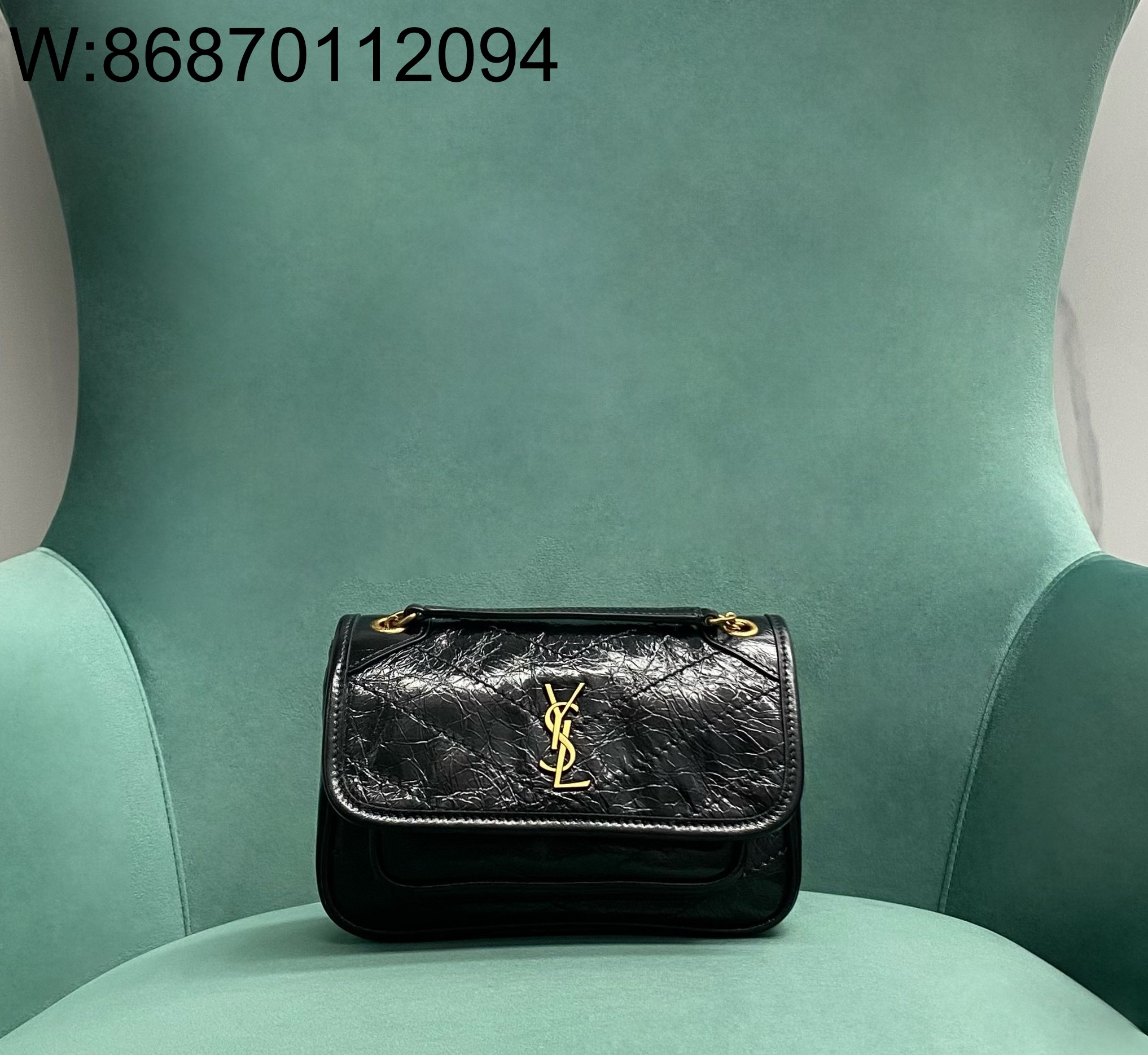 Pomegrante 생로랑 빈티지 가죽 소재 NIKI 미니 백 846087 18*5*12.5cm 블랙 금장