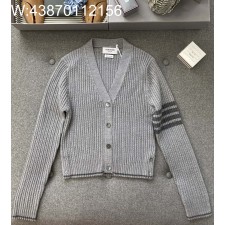 TJ공장 톰브라운 사선 스트라이프 트위스트 케이블 단색 가디건 그레이