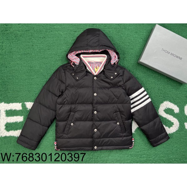 [잔디집1] 톰브라운 나일론 사선 패딩 블랙