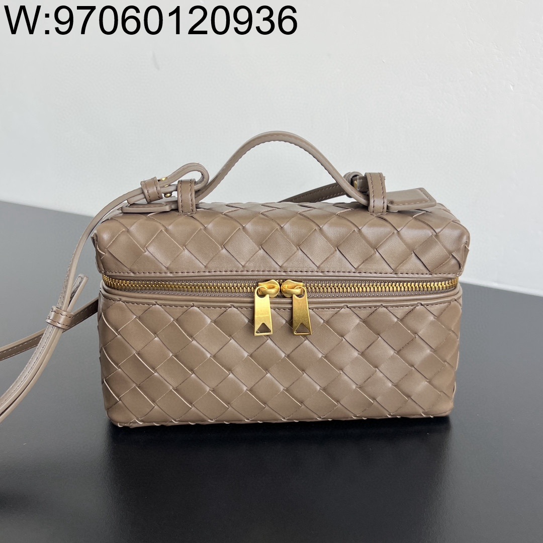 징 팩토리 보테가베네타 뱅뱅 배니티 케이스 789109 22*12.5*5cm 다크 베이지