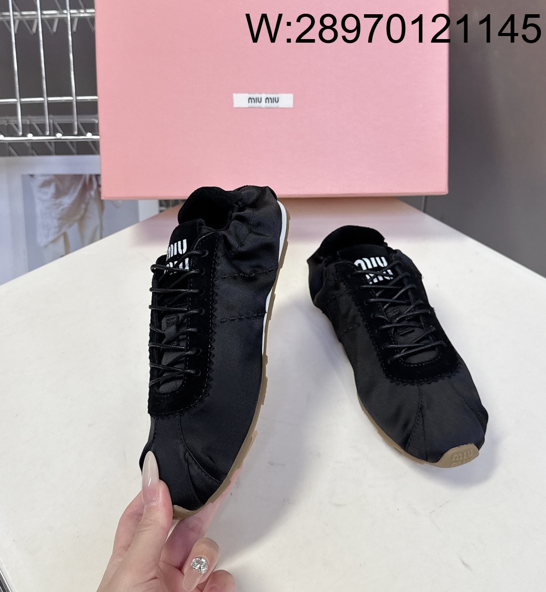 [AN3] 미우미우 캐쥬얼 가벼운 스니커즈 블랙