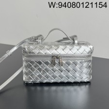 징 팩토리 보테가베네타 뱅뱅 배니티 케이스 789109 22*12.5*5cm 실버