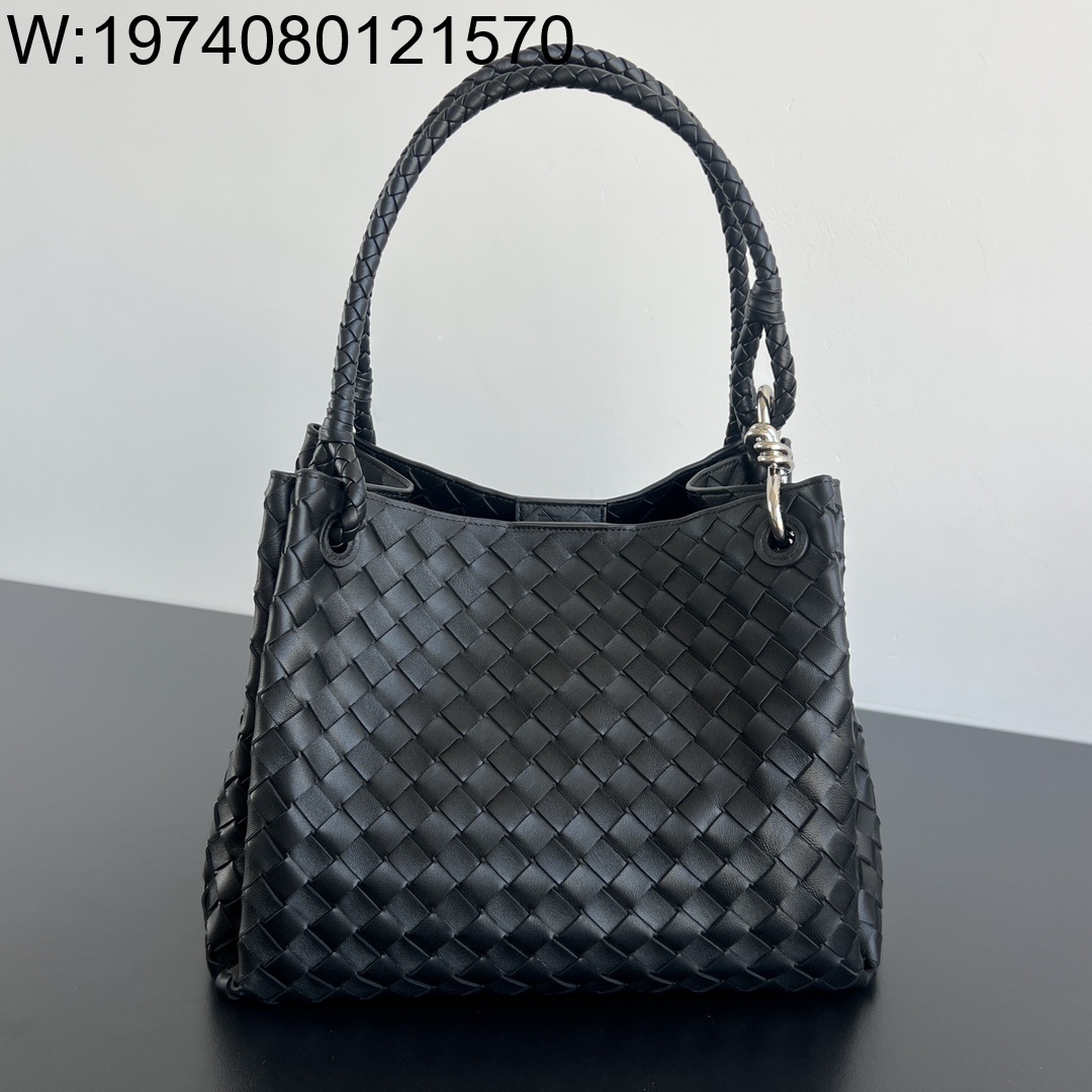 징 팩토리 보테가베네타 라지 파라슈트 796571 30*26*20cm 블랙 은장