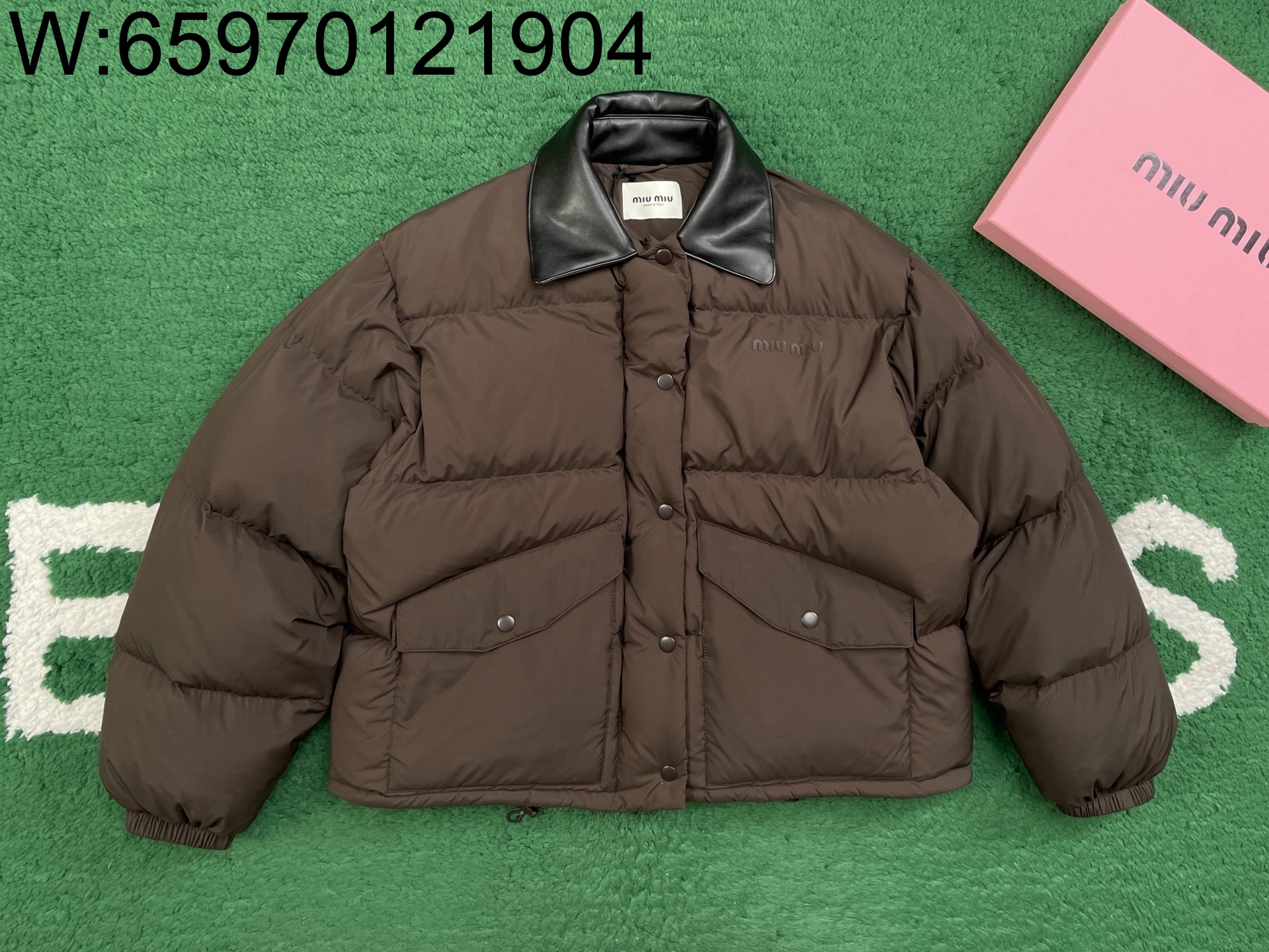 [잔디집2] 미우미우 레더 카라 패딩 브라운
