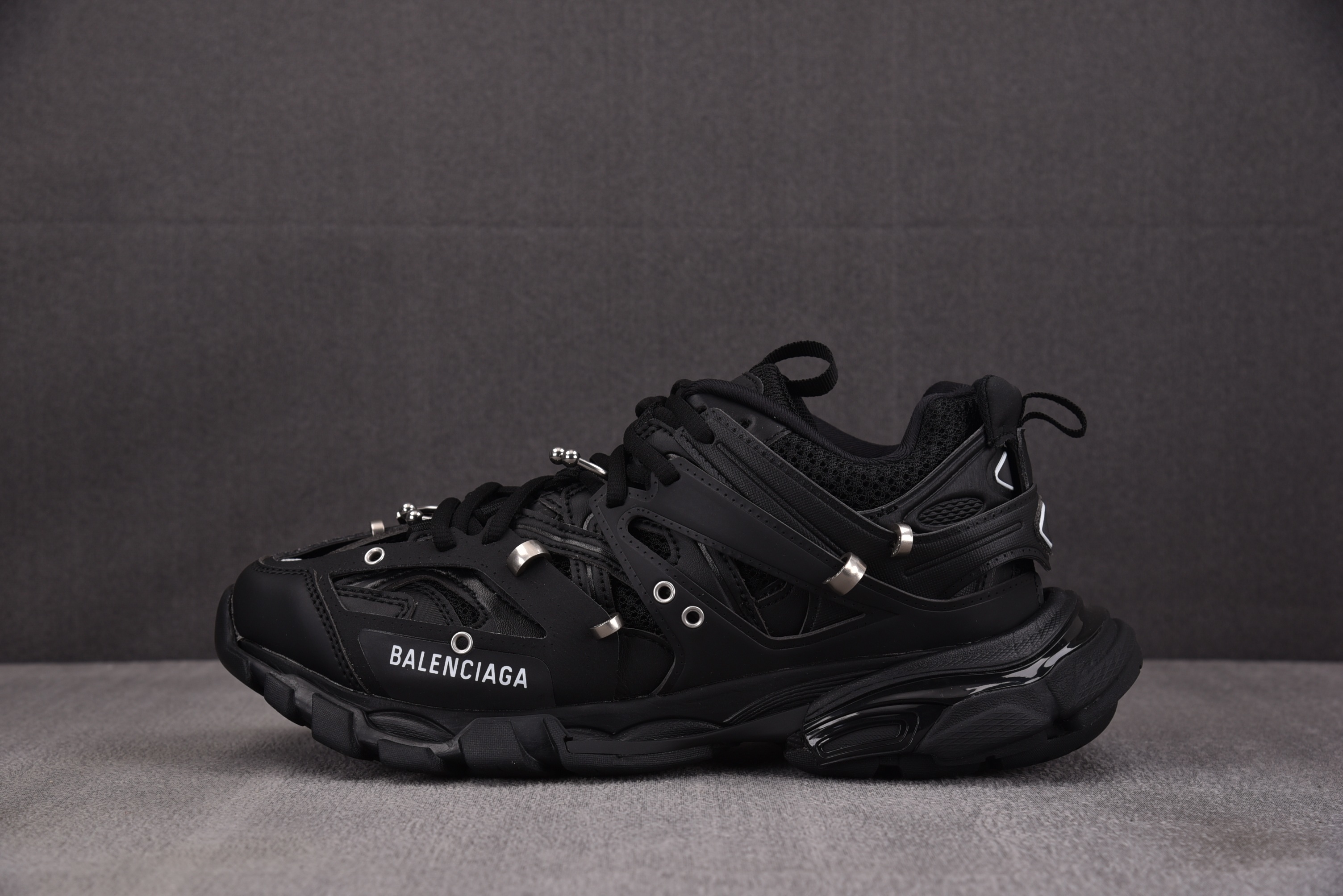 【VG】Balenciaga Track Piercing 黑色
