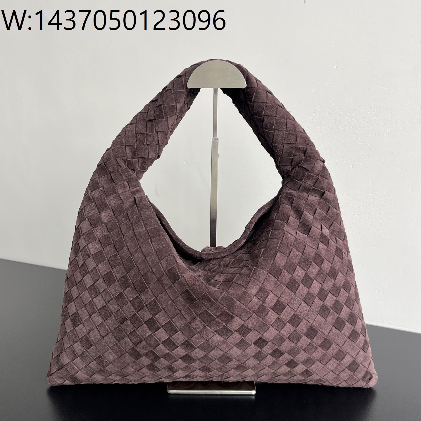 징 팩토리 보테가베네타 미디엄 홉 796262 46*21*10cm 스웨이드 자홍색