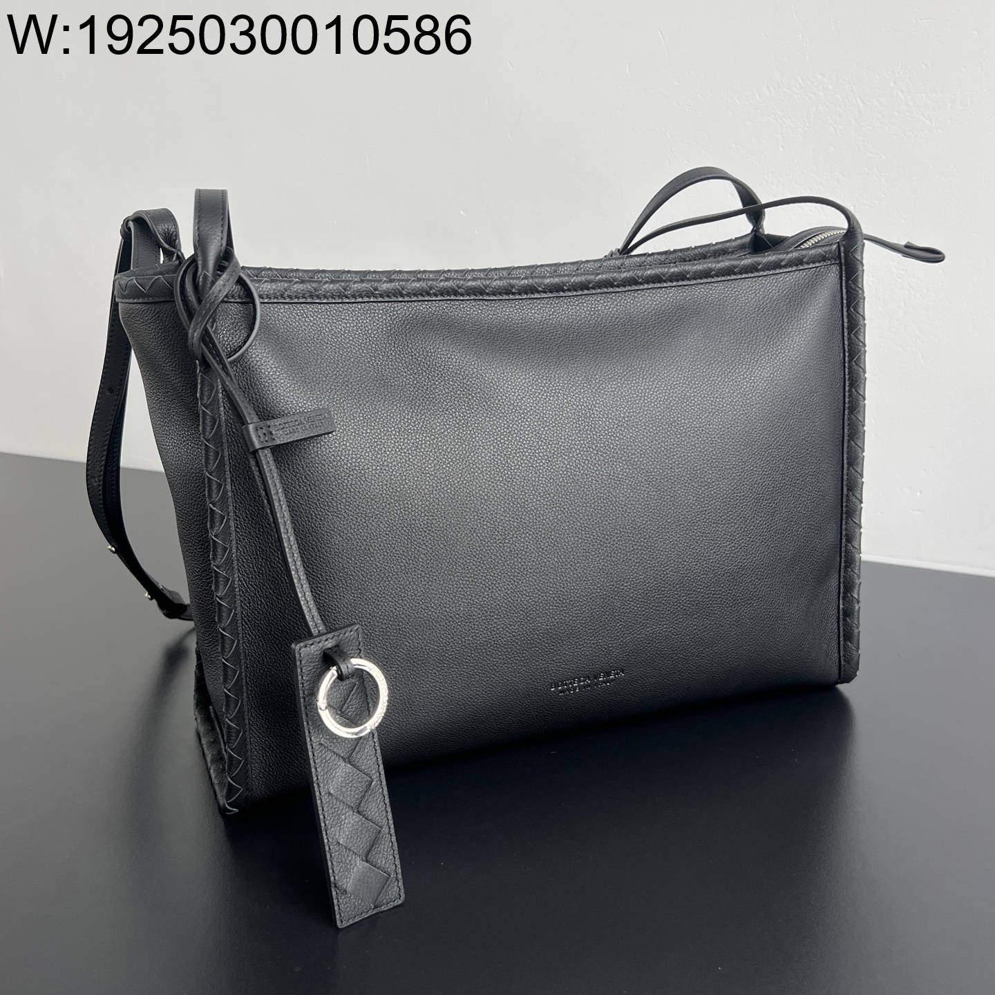 징 팩토리 보테가베네타 코리에레 메신저 백 39*29*14.5cm 블랙 826852 