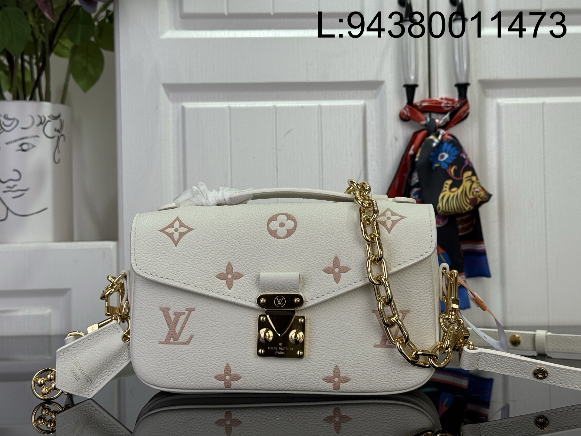 [88factory] 루이비통 포쉐트 메티스 이스트 웨스트 M27575 13.5*6*21.5cm 아이보리 다크 핑크