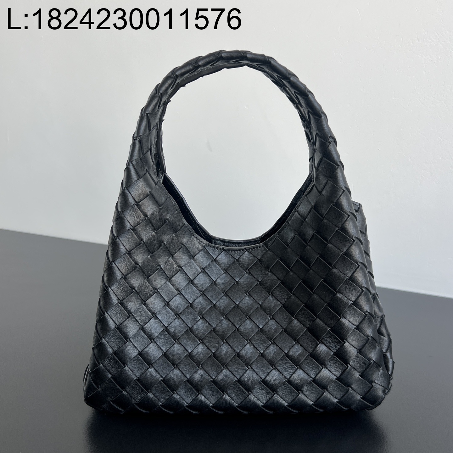 징 팩토리 보테가베네타 스몰 캄파나 854248 28*16*15cm 블랙