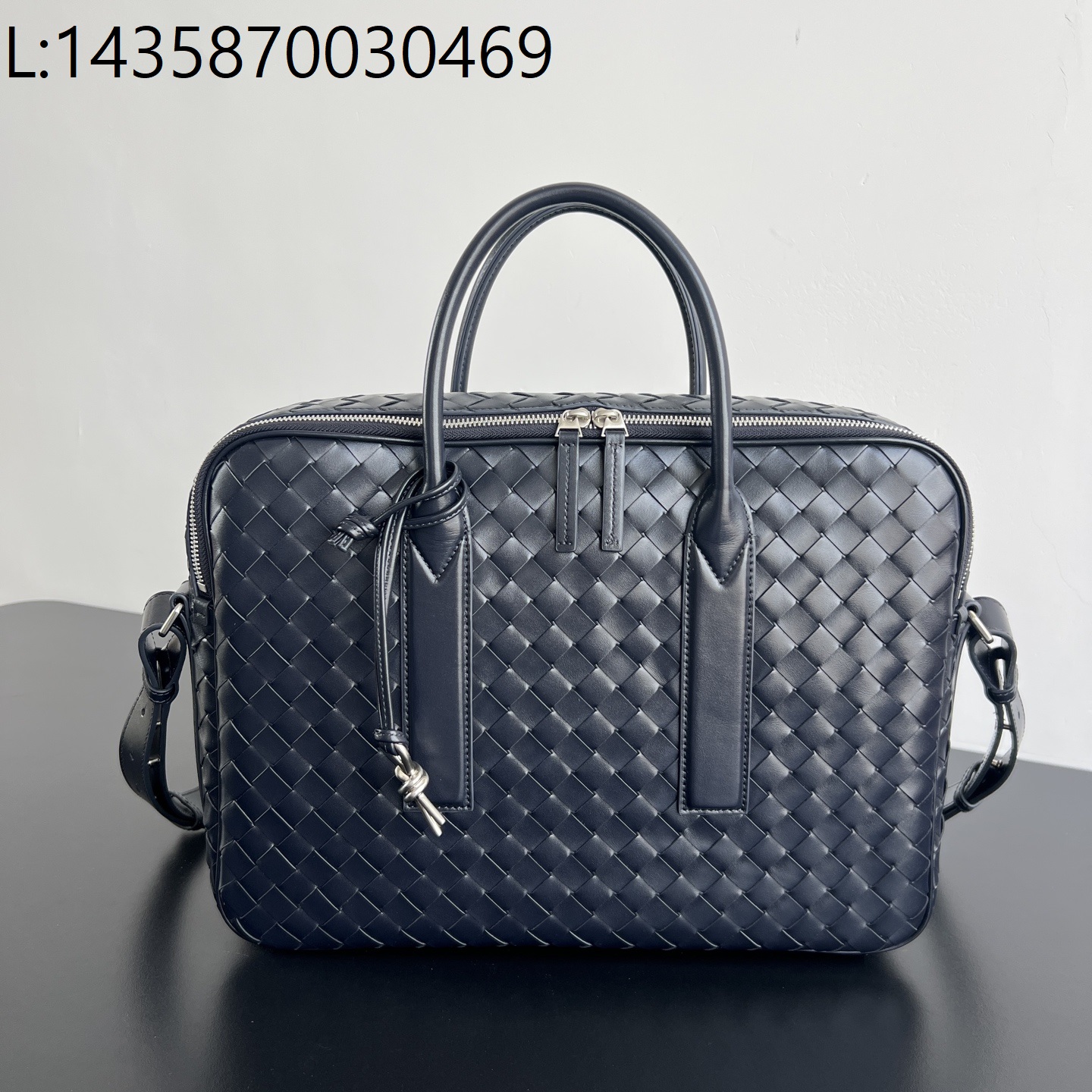 징 팩토리 보테가베네타 겟어웨이 브리프케이스 라지 녹터널 766361 39*28.5*8cm