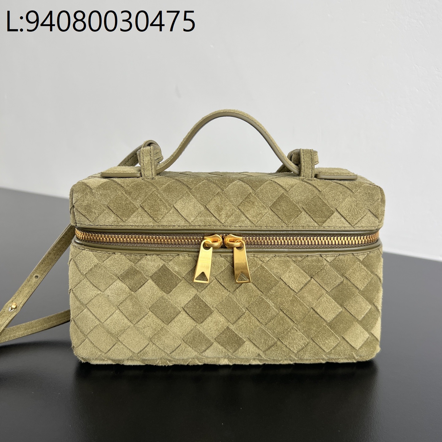 징 팩토리 보테가베네타 뱅뱅 배니티 케이스 스웨이드 올리브 789109 22*12.5*5cm