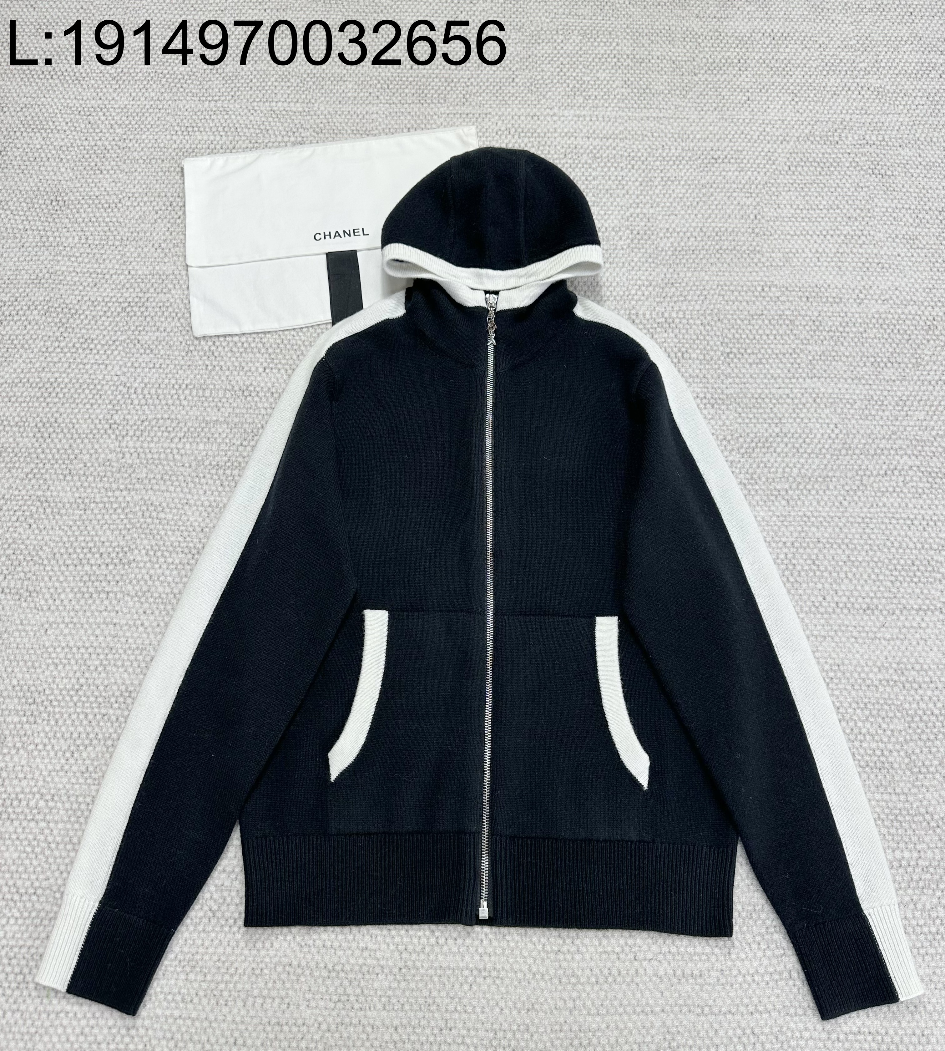 [타지아공장(tj공장) -여성전용] 샤넬 베이직 캐시미어 배색 후드집업 블랙