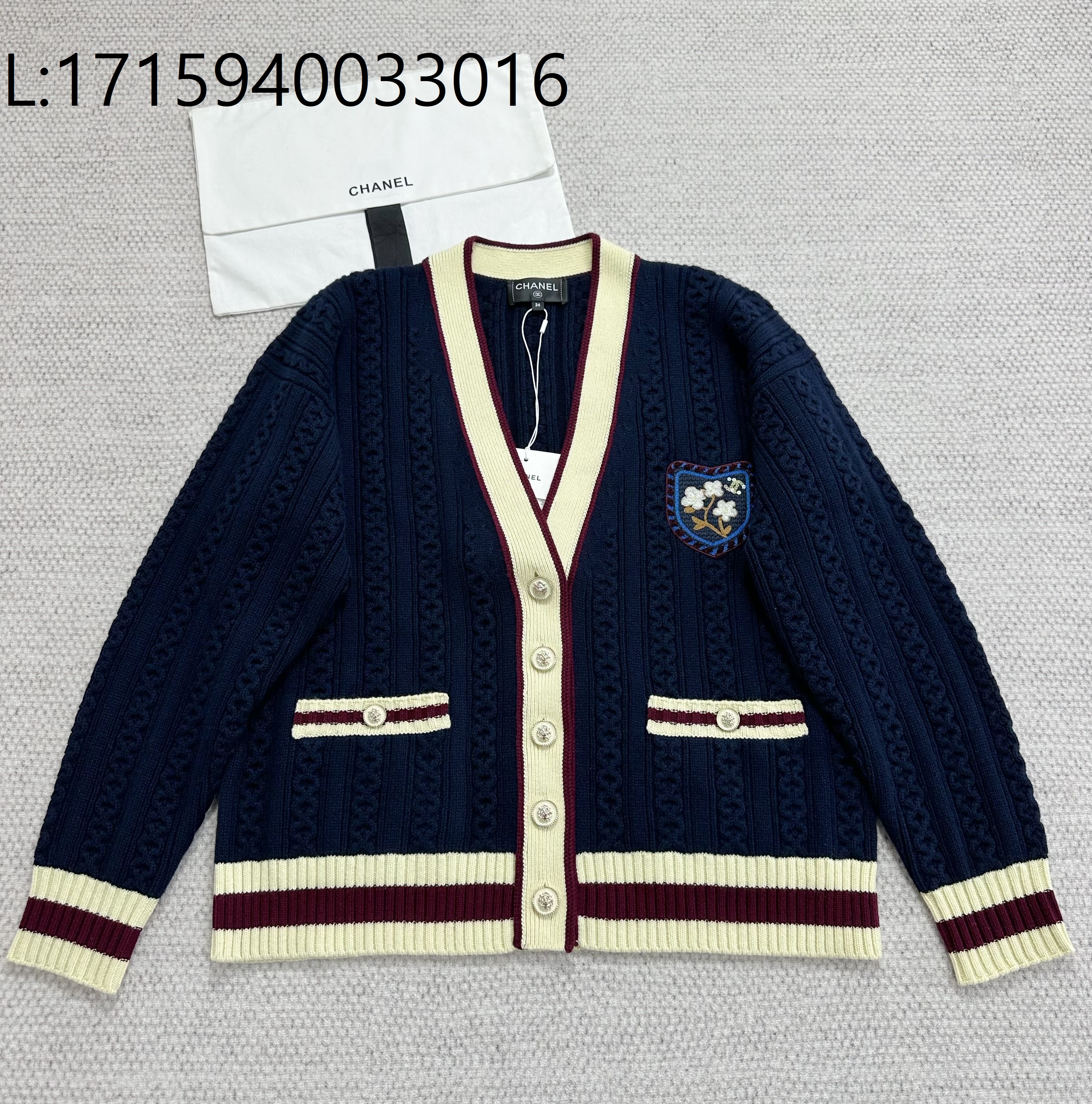 [타지아공장(tj공장) -여성전용] 샤넬 플라워 패치 자카드 가디건 네이비