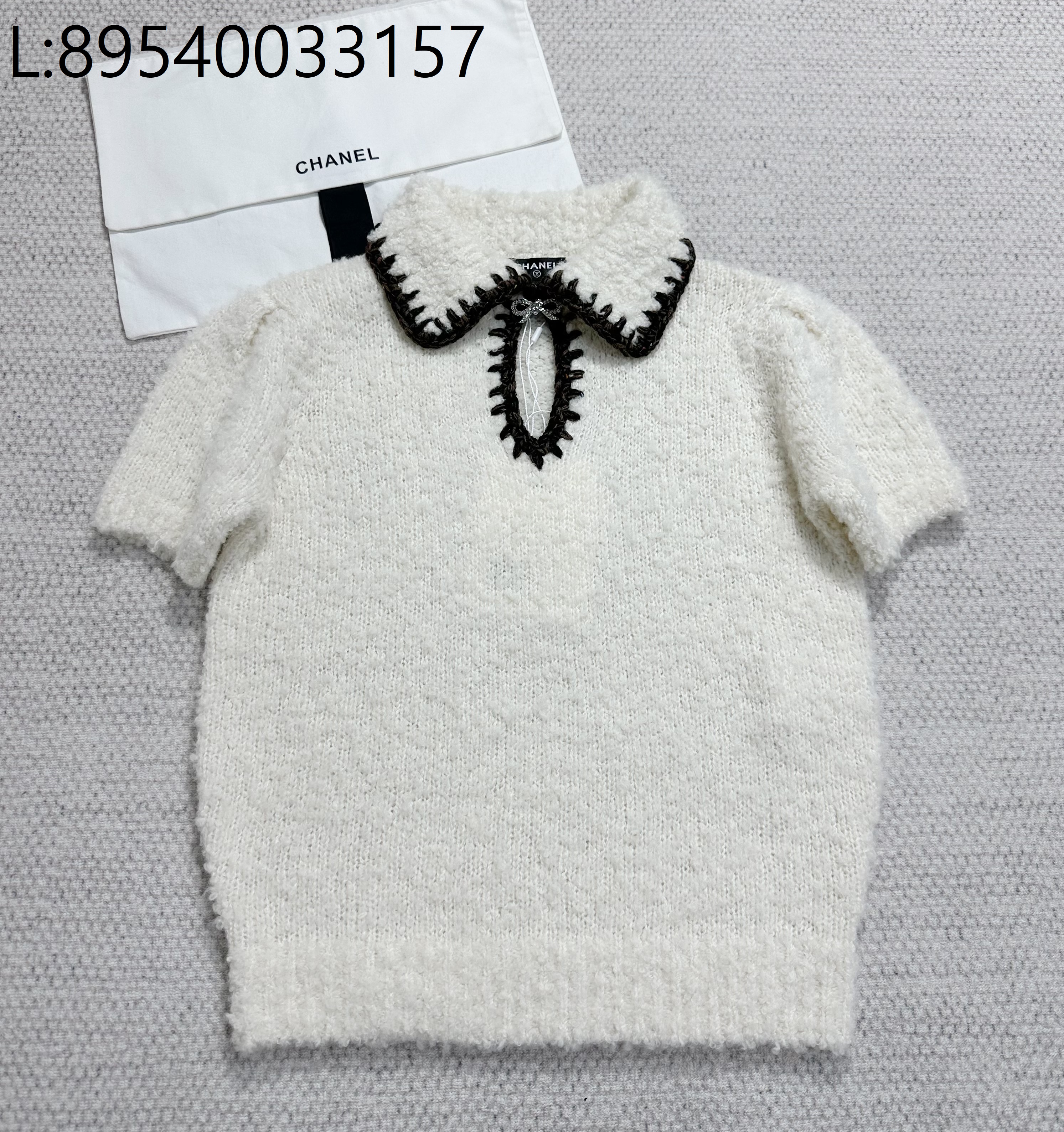 [타지아공장(tj공장) -여성전용] 샤넬 캐시미어 배색 카라 반팔 니트 아이보리