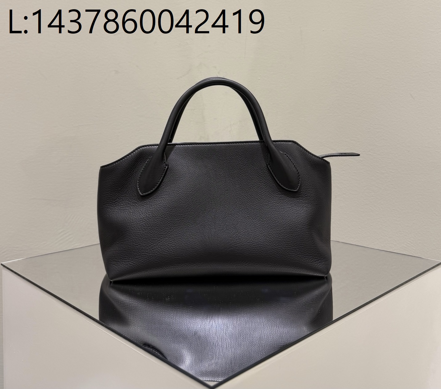 [켄달공장] 더 로우 TERRASSE BAULETTO 테라쎄 바울레토 더블핸들 레더 숄더백 블랙 25*15.5*17cm